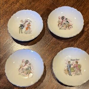 4 small vintage dishes